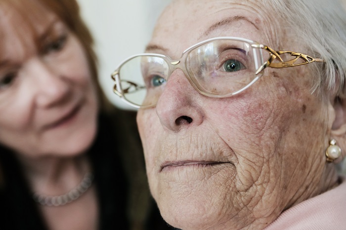 tracte a la gent gran